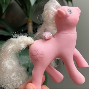G1 Vintage My Little Pony - Flutter Honeysuckle